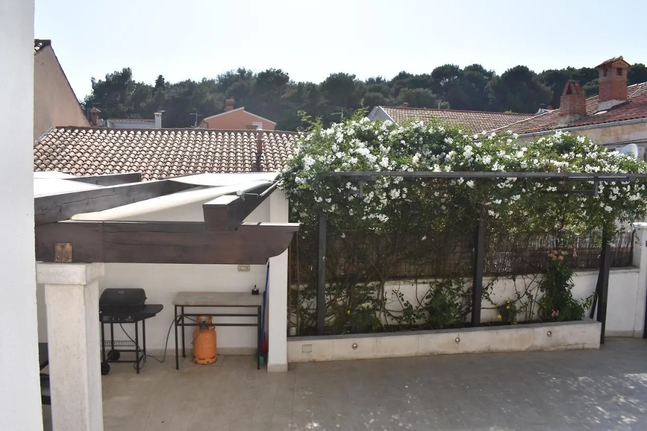 Σπίτι διακοπών Holiday House Tina Πούλα